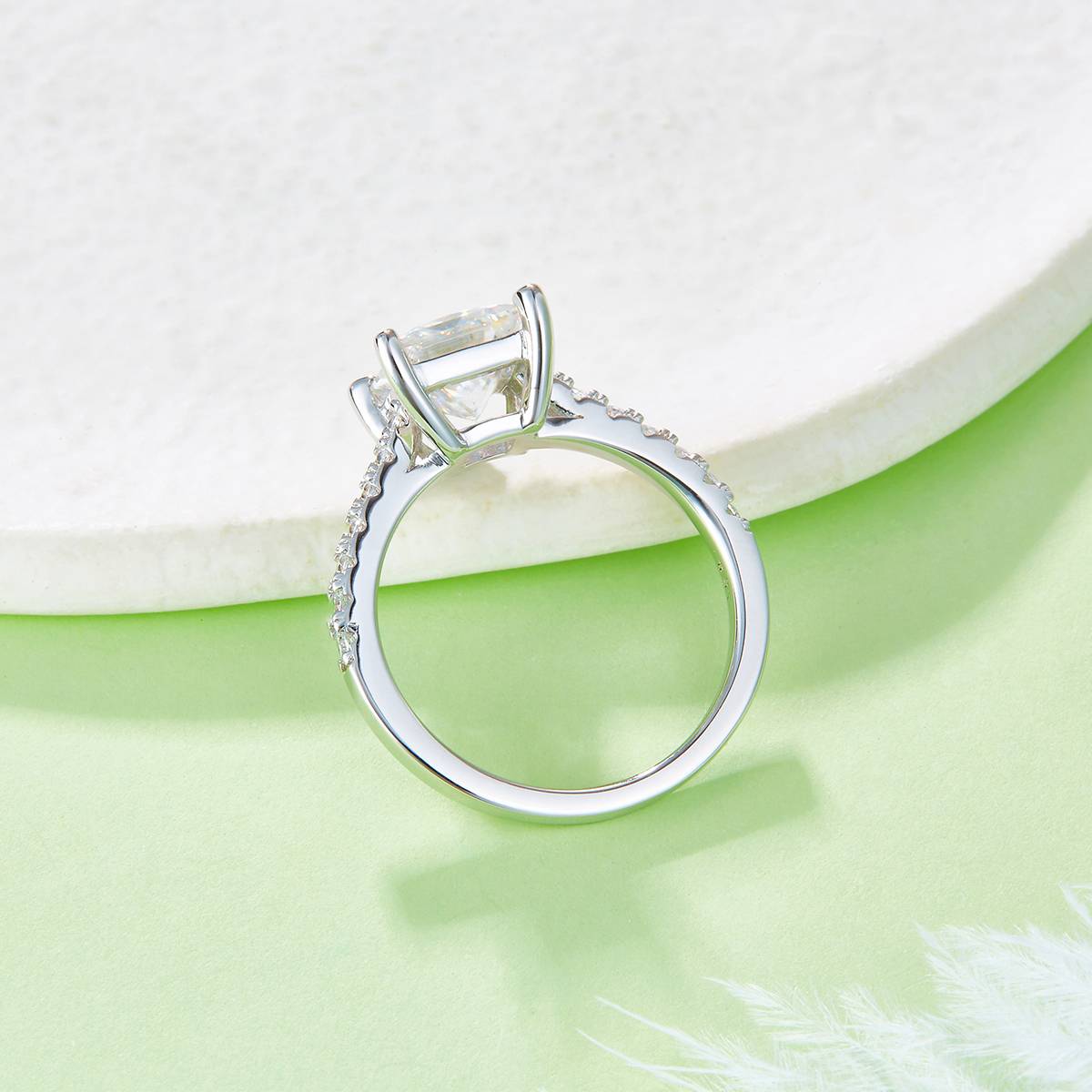 Micro inlaid square S925 silver plated white gold moissanite diamond women's ring 2.0 carats D-grade